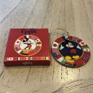 Disney epcot mini ornament in box